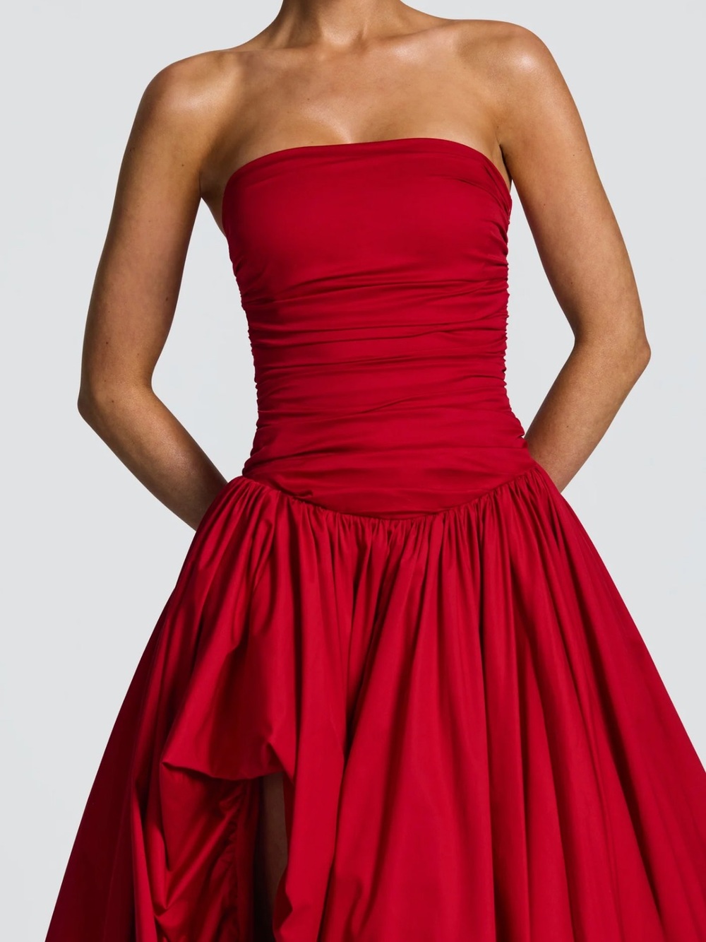 Elegant Strapless Red High-Low Evening Gown - Picture 4 of 6